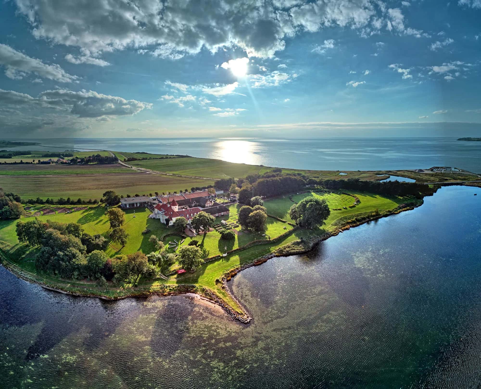 Sinatur hotel by the Danish coast